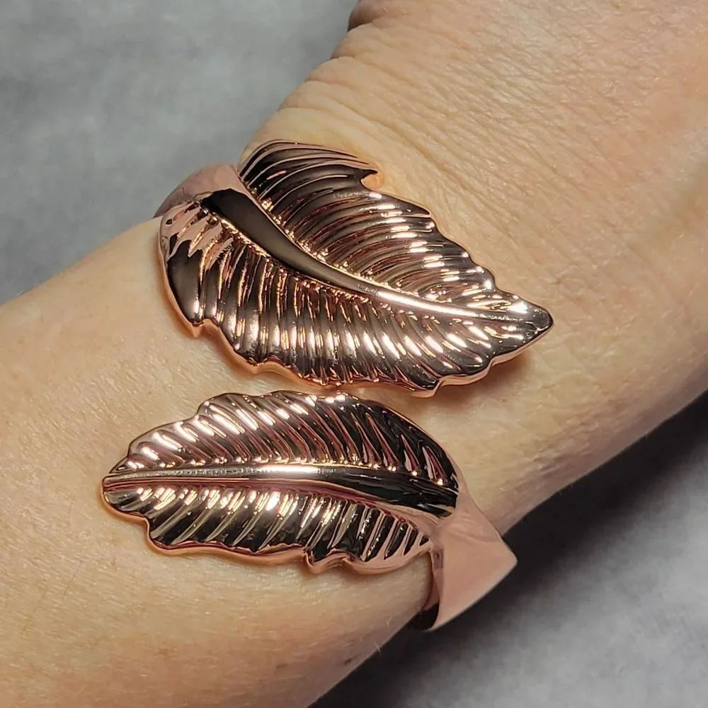 Bypass Bangle Bracelet in Rosetone‎